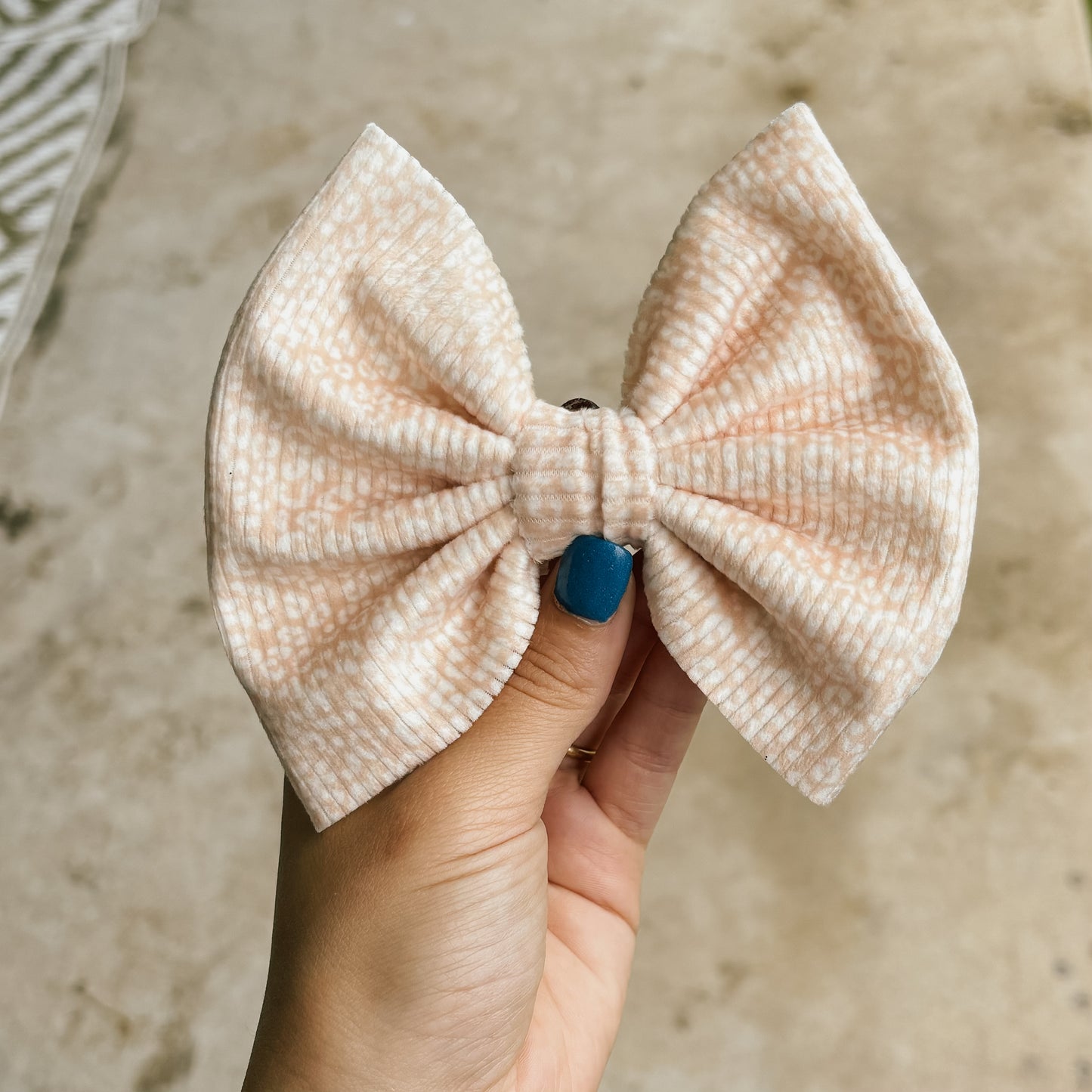 Baby Pink Leopard Velvet Bow